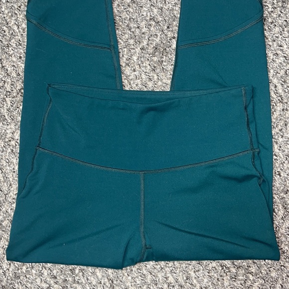 Old Navy Leggings - Picture 3 of 10